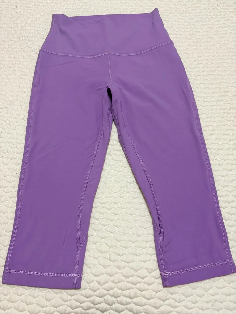 lululemon athletica Lavender Capri Leggings